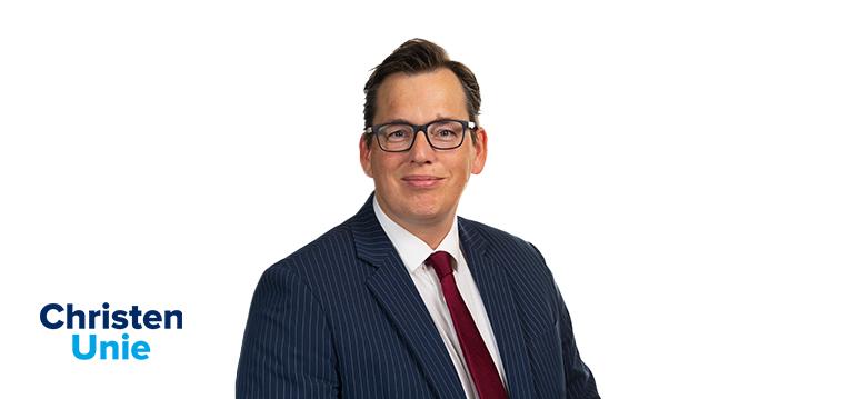 Portrait of Grinwis with logo CU.