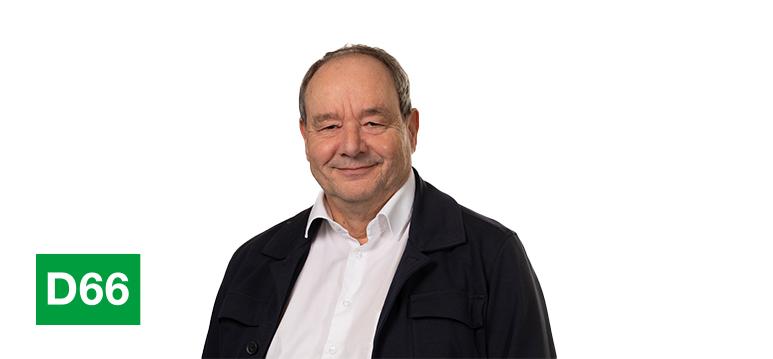 Portrait of Vijlbrief with logo D66.