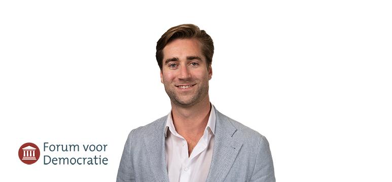 Portrait of Jansen with logo FvD.