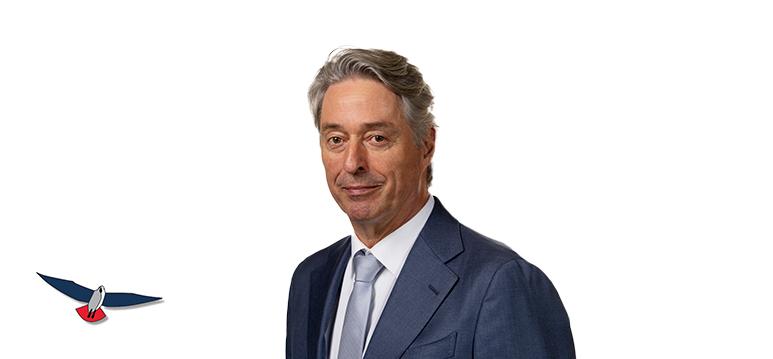 Portrait of Mulder with logo PVV.