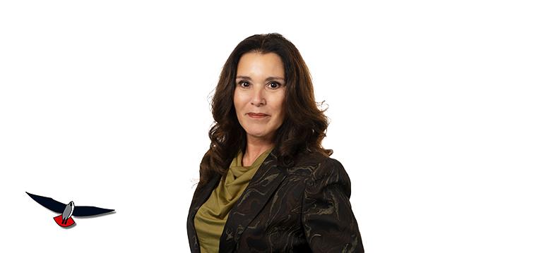 Portrait of Raijer with logo PVV.