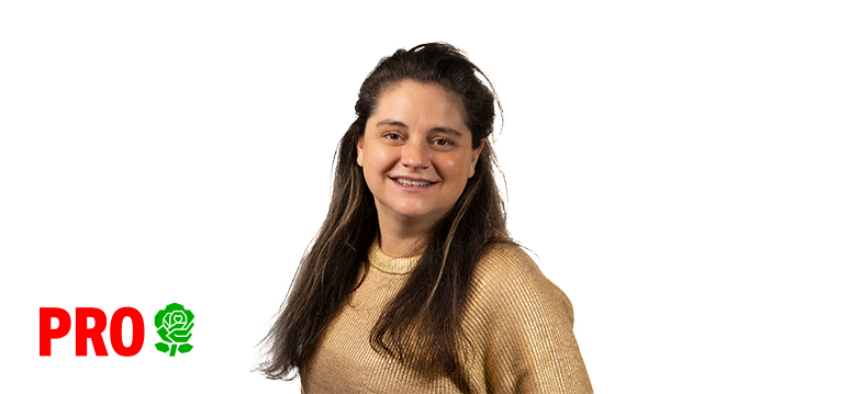 Portrait of Kathmann with logo PRO.
