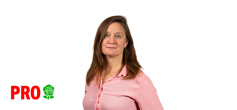 Portrait of Kröger with logo PRO.