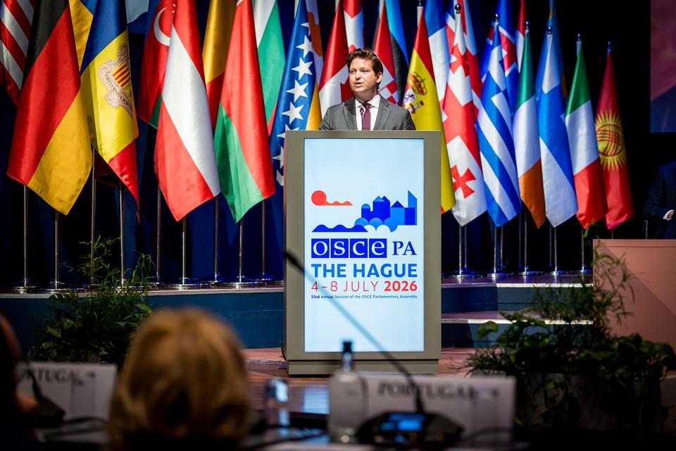 Thom van Campen, President of the House, at the stage in World Forum.