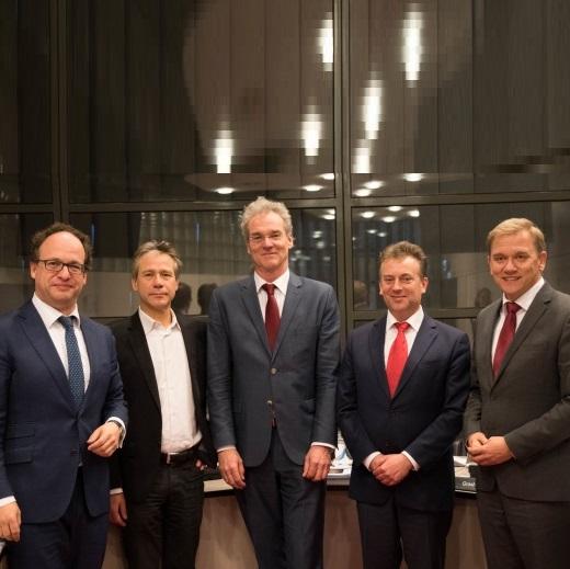 Parliamentary interrogation committee. From left to right: committee members Wouter Koolmees, Rik Grashoff, Ed Groot (chair), Arnold Merkies and Eppo Bruins